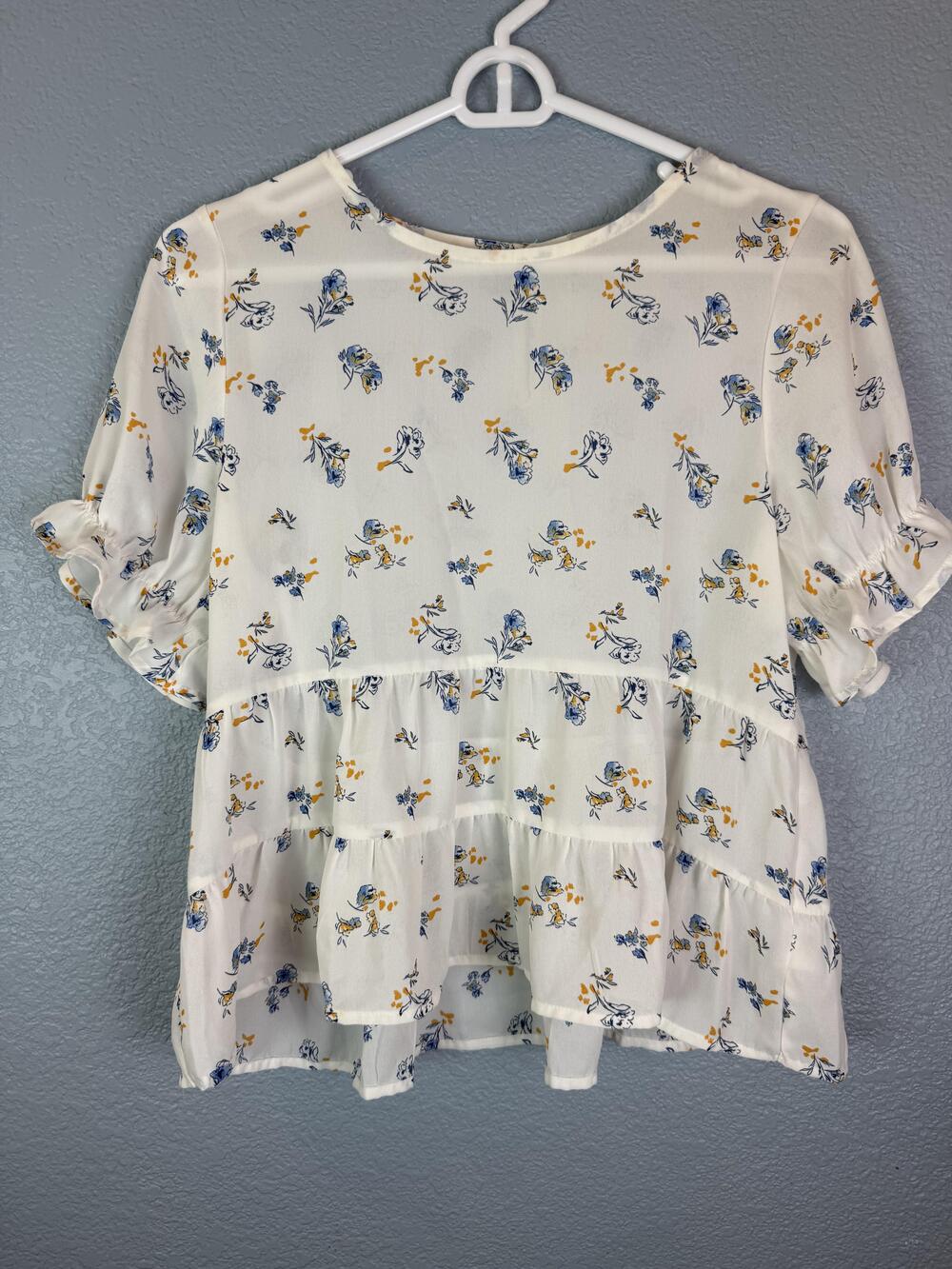 Paper Crane Blouse Womens Small White Floral Ruffle Sleeve Tiered Peplum Top